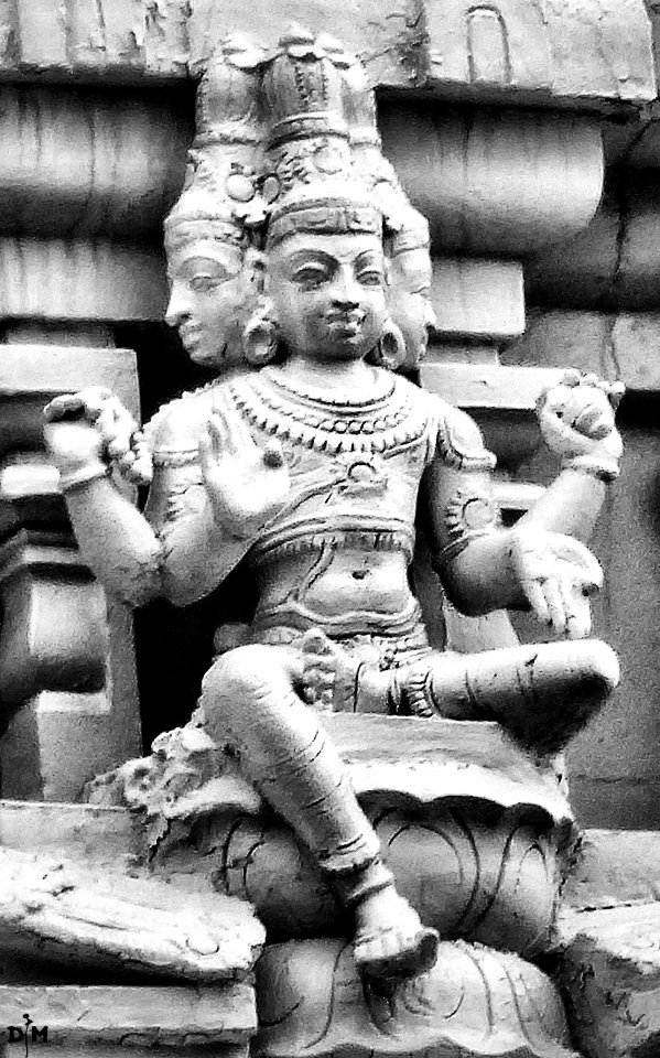 Three Headed Hindu God Shiva :Tri Mukhi Hindu Lord Mahadev