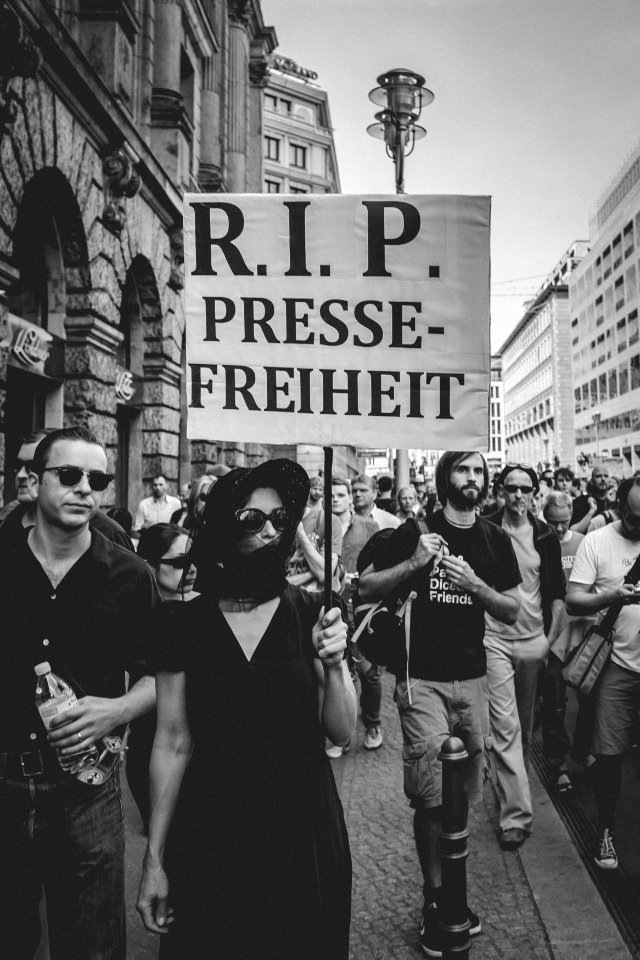 Demo gegen den #Landesverrat