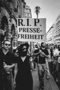 Demo gegen den #Landesverrat