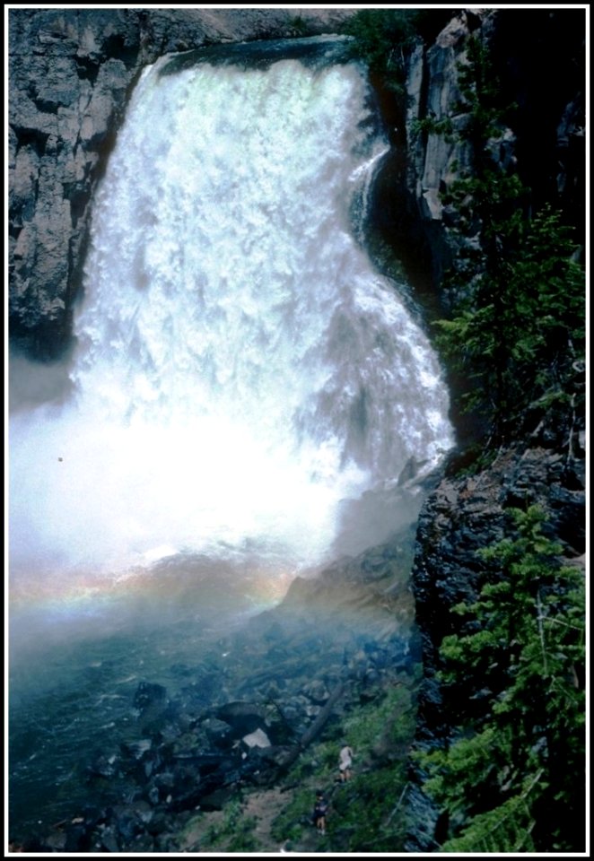 Rainbow Falls, Ansel Adams Wilderness, Califorina
