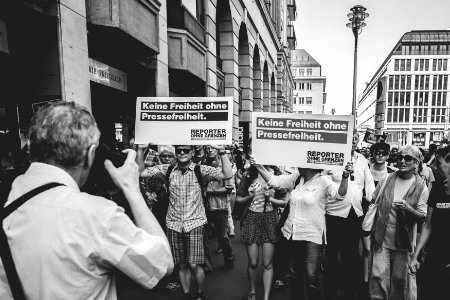 Demo gegen den #Landesverrat