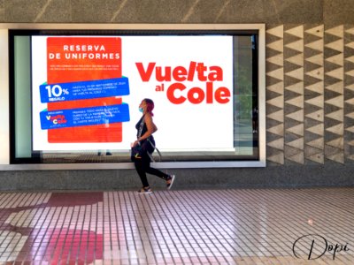 La vuelta al cole, mascarillas en la barbilla, así nos va