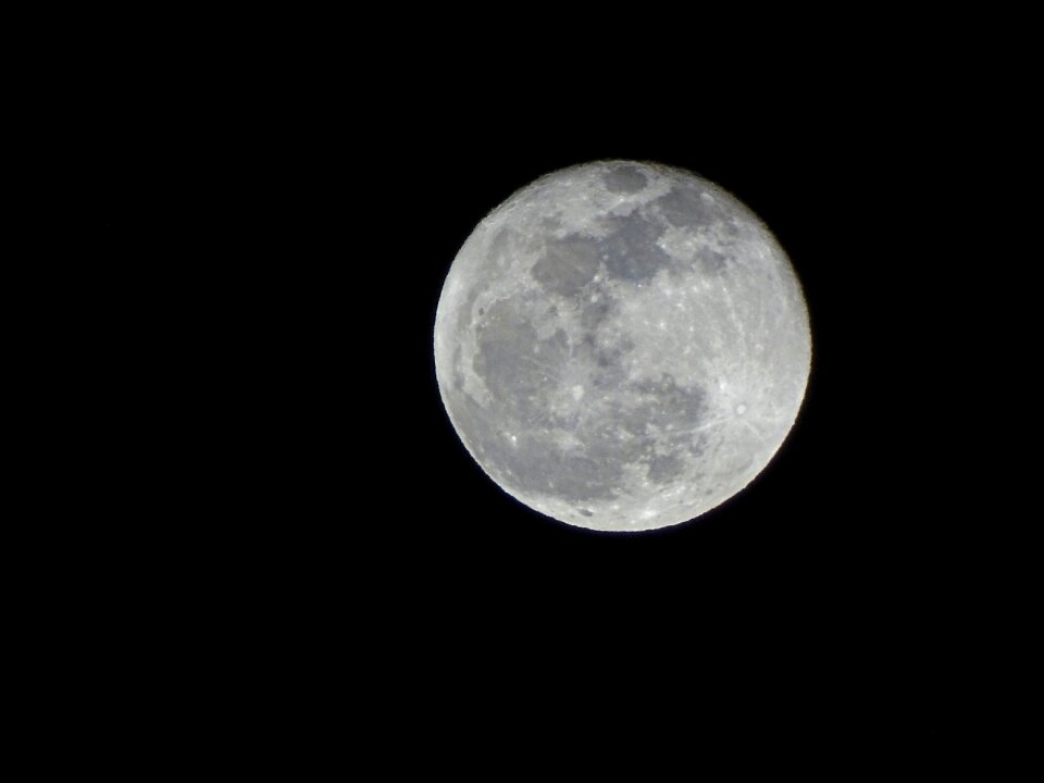 Full moon flare universe