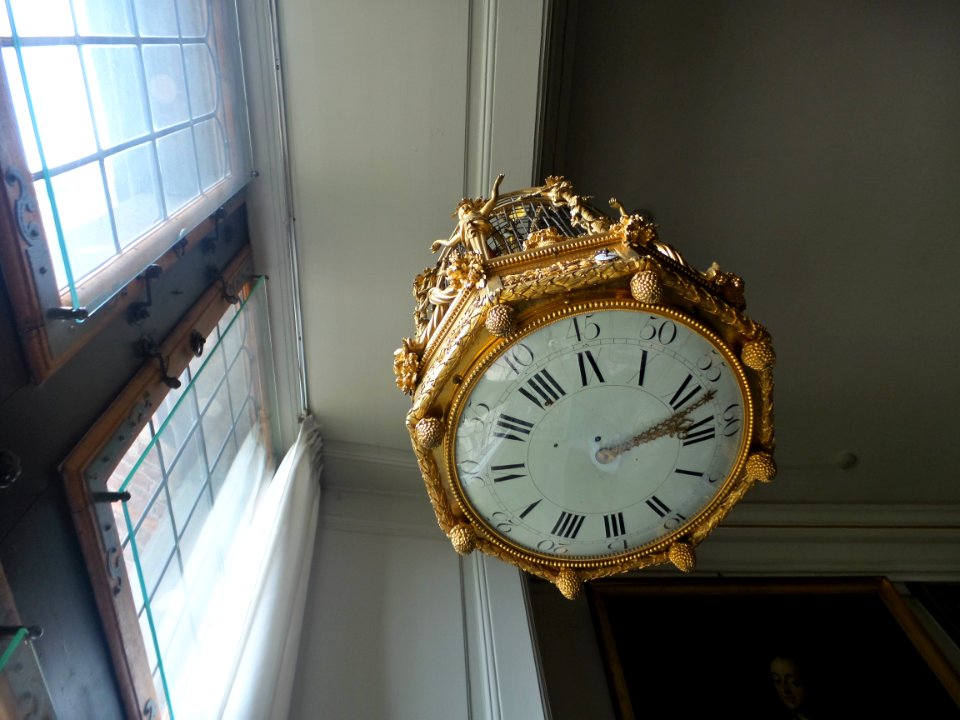 Clock / Reloj