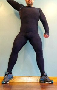 Sub Sports winter #spandex #lycra #elastane #runningtights #compressiontights #meggings #spandexguy #fitness #realmenweartights #gaylycra #fitnessmotivation #gymtights #gymleggings #gymselfie #gayspandex #meninlycra #athleticbody #workoutgear #training  #