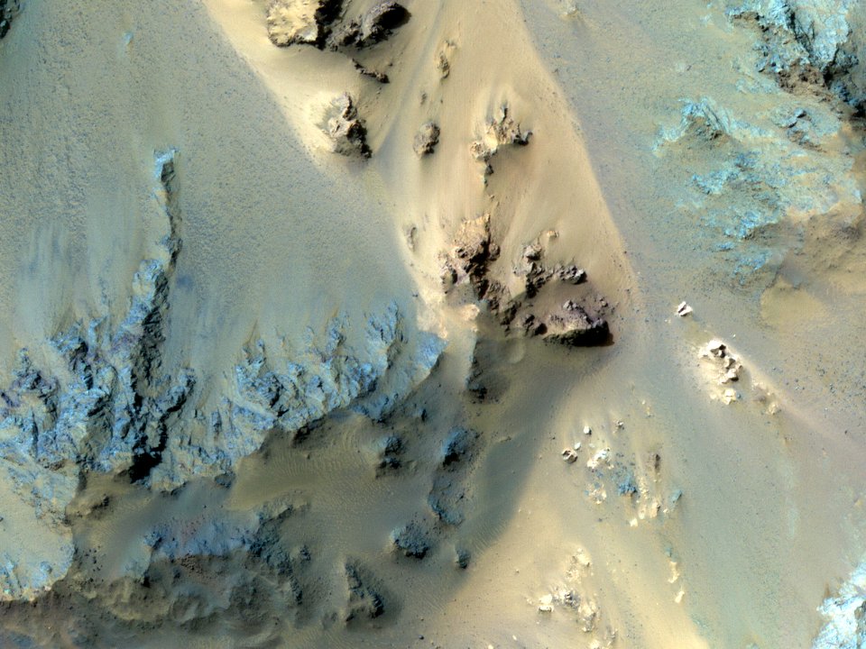 Bedrock in the Central Peaks of Hale Crater