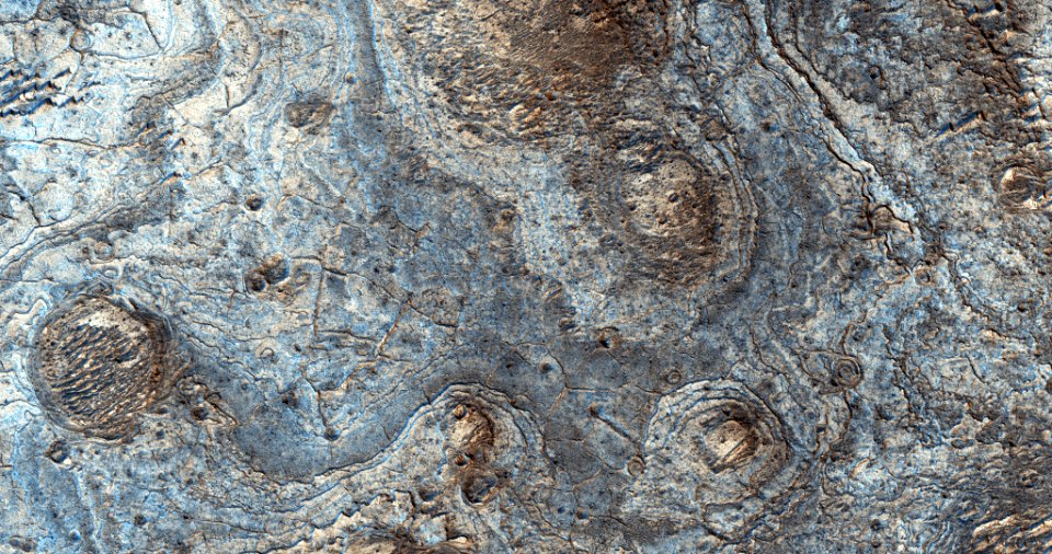 Hydrated Silica South of Melas Chasma