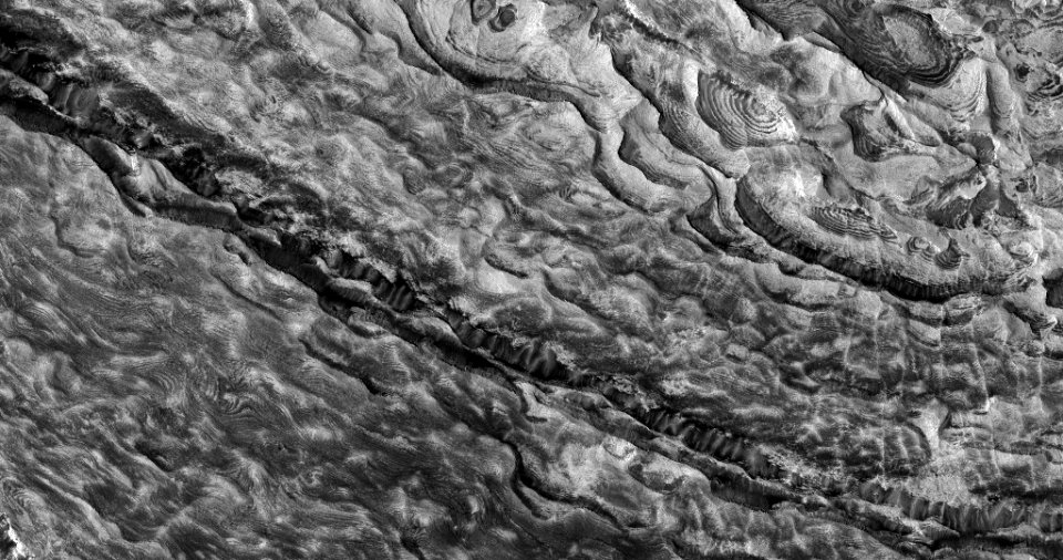 Faulted Layers in Becquerel Crater