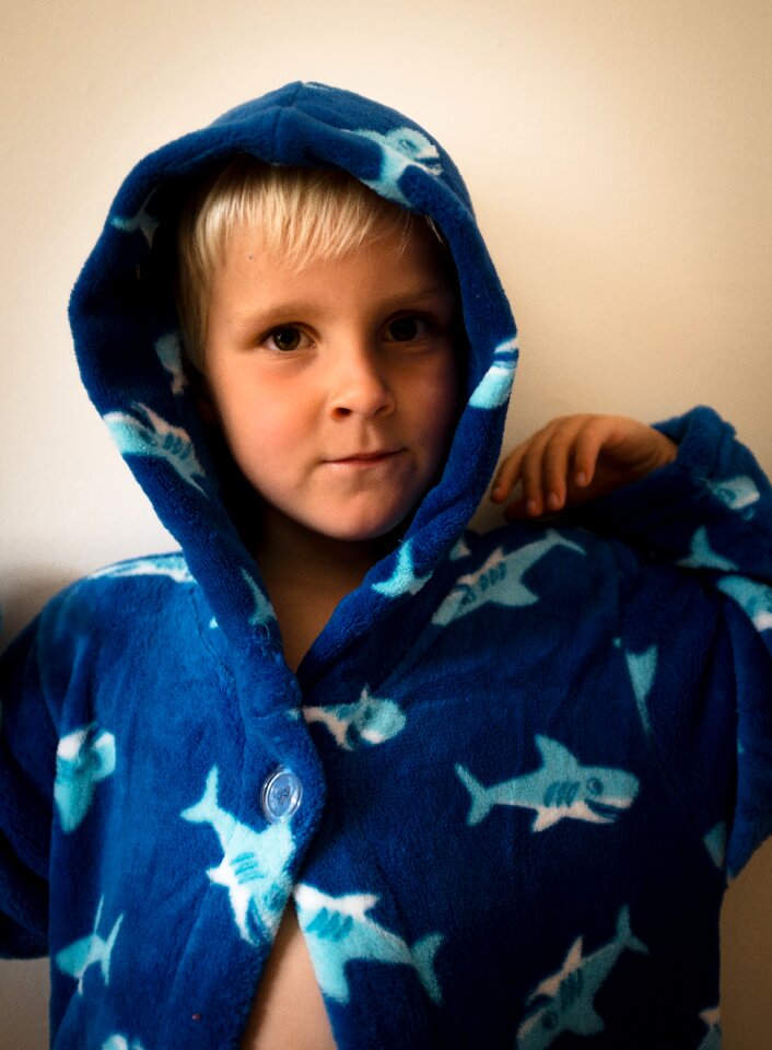 Kid cleaning washing photo