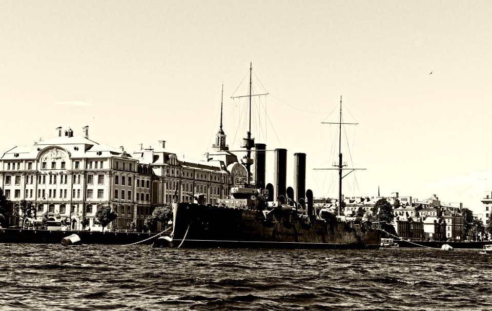 L'incrociatore Aurora