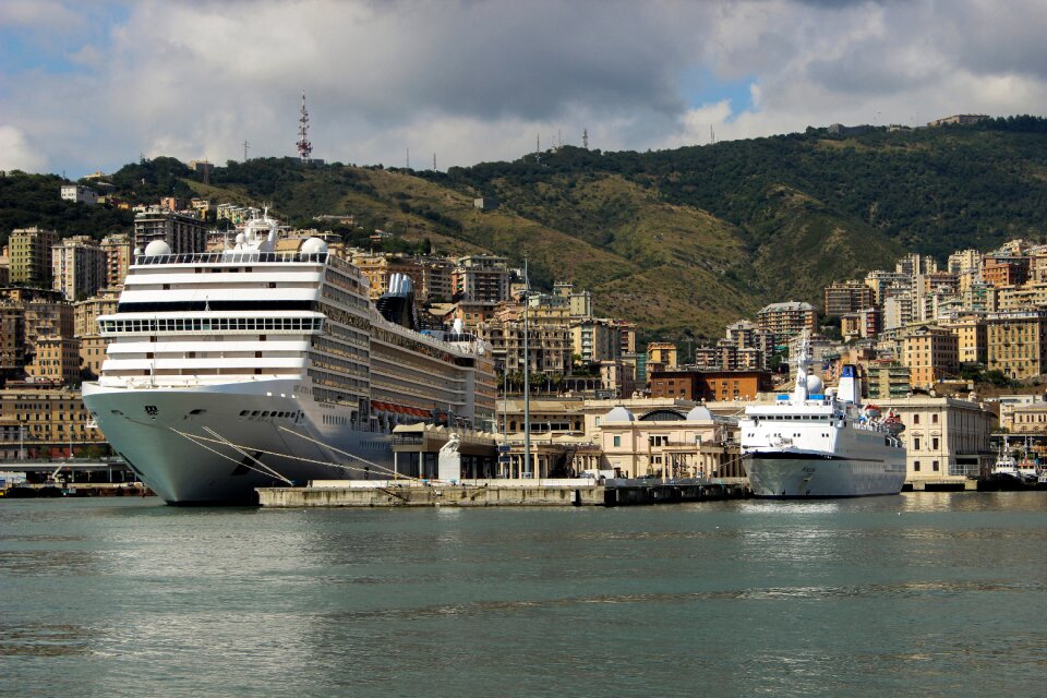Port mediterranean italian