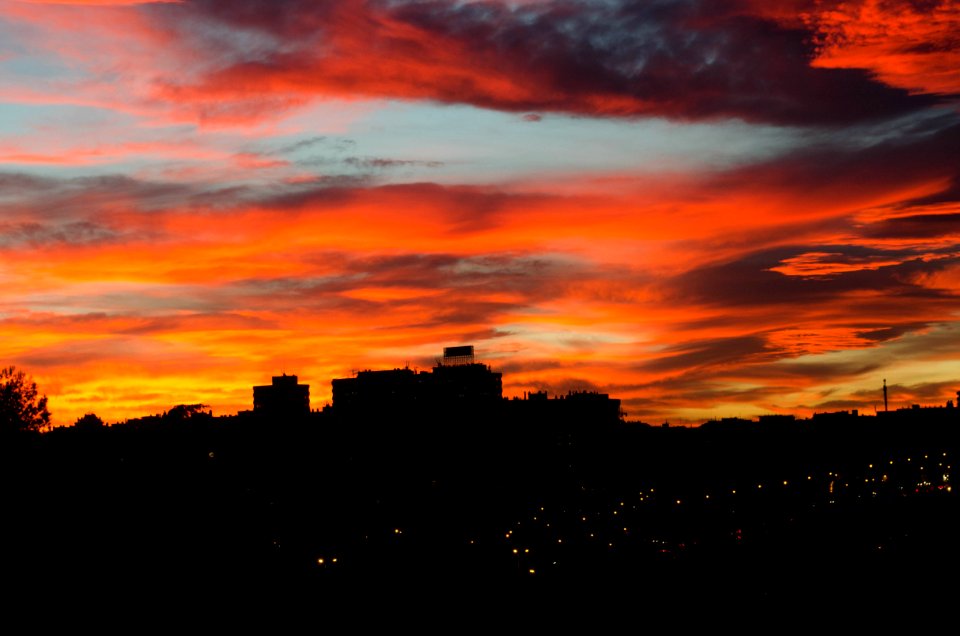 Under La Elipa skies