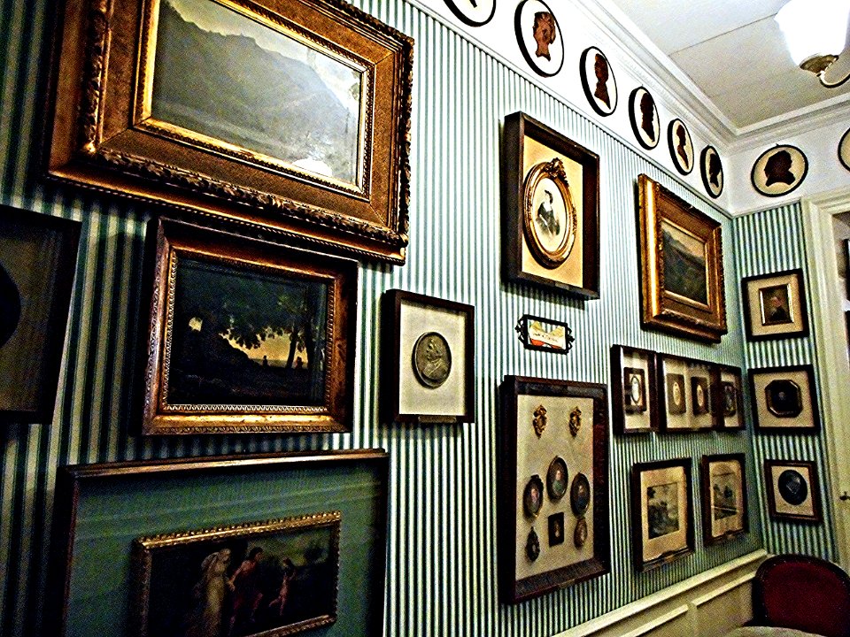 Greco café, founded year 1760, frequented by Casanova, Stendhal, Fenimore Cooper, Schopenhauer, Gregorovius, Gogol, Turgenev, Melville, Makepeace Thackeray, Taine, Sienkiewicz, Carducci, D'Annunzio, Bjornson, France, Twain, Joyce, Moravia, Pasolini, Pasca
