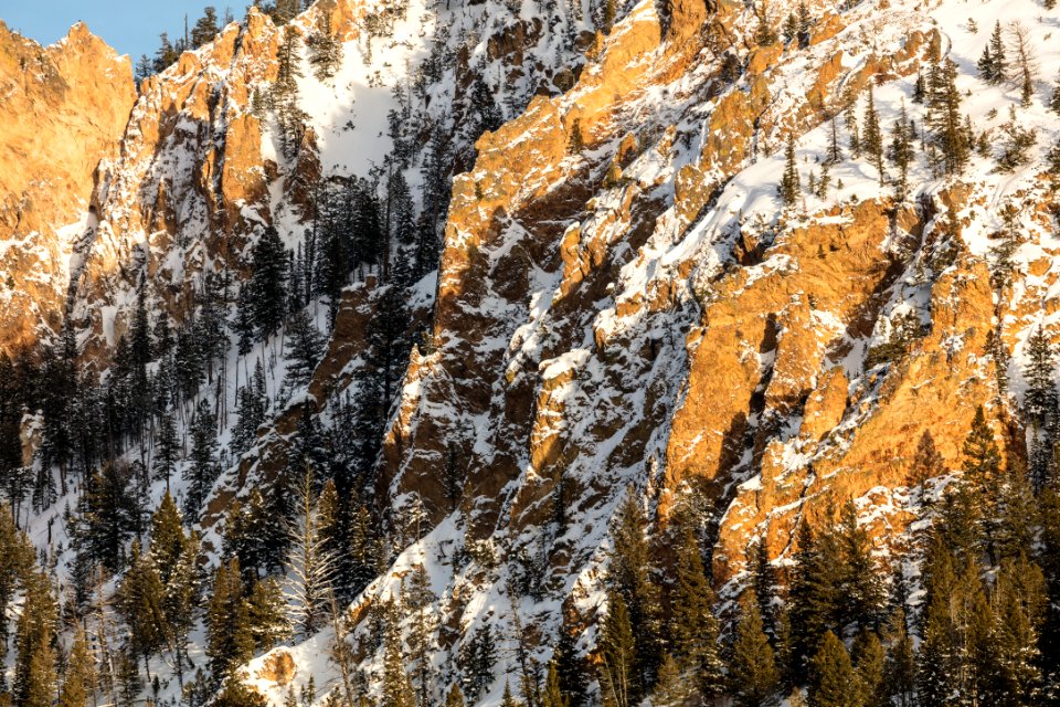 Snowy fins of Bunsen Peak