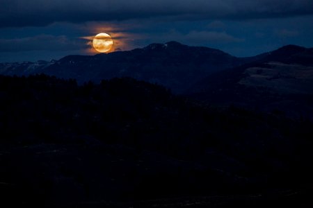 Supermoon Rise over Pleasant Valley 11.13.16