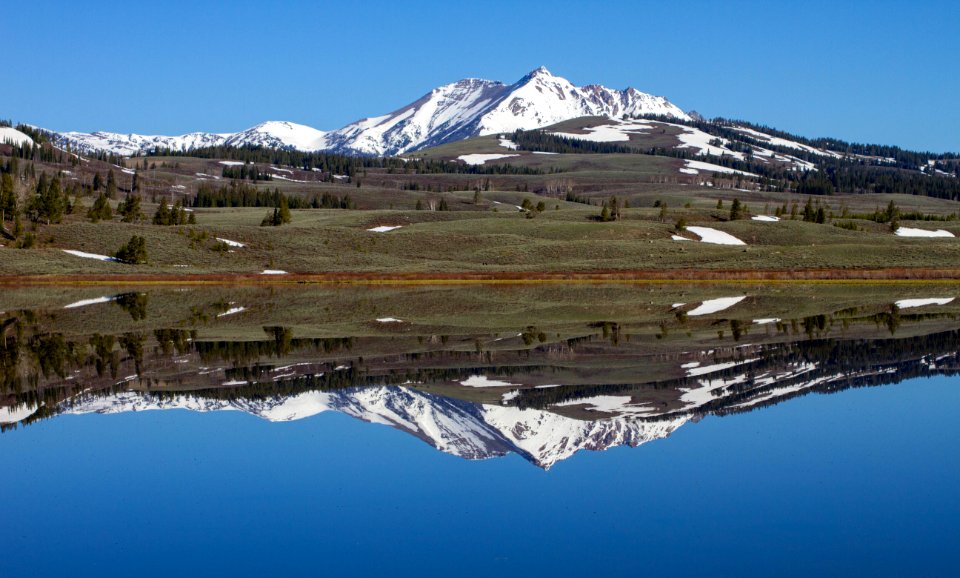 Electric Peak reflected in Swan Lake