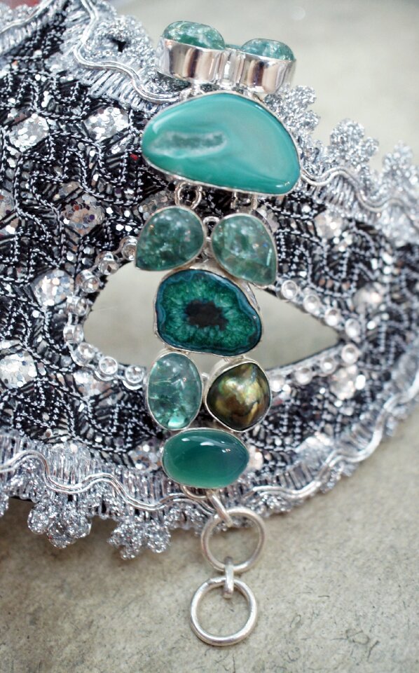 Quartz bracelet stone