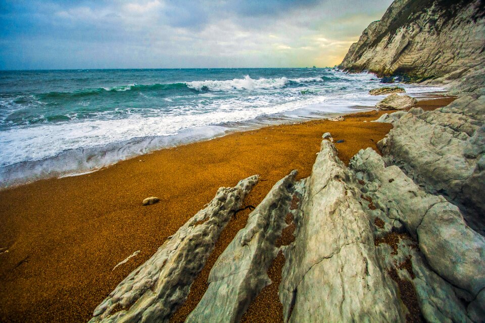 Rock wave ocean