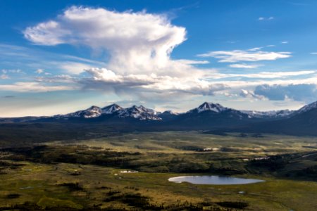Swan Lake from Bunsen Peak summit