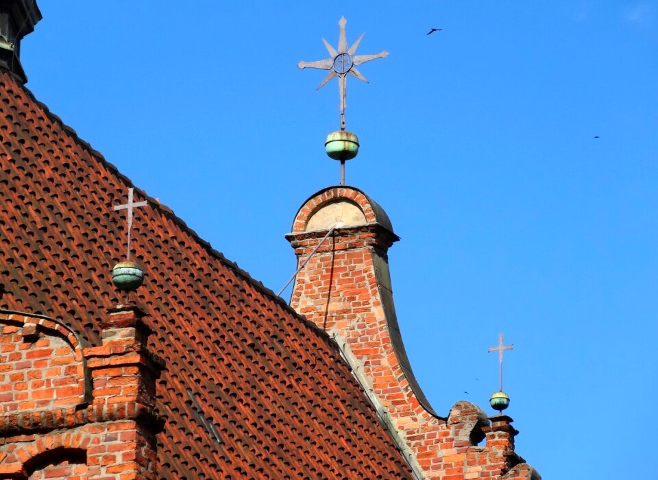 Building historic religious