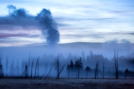 Dawn eruption of Great Fountain Geyser, Lower Geyser Basin
