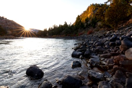 First light on the Yellowstone River near the Blacktail Creek confluence