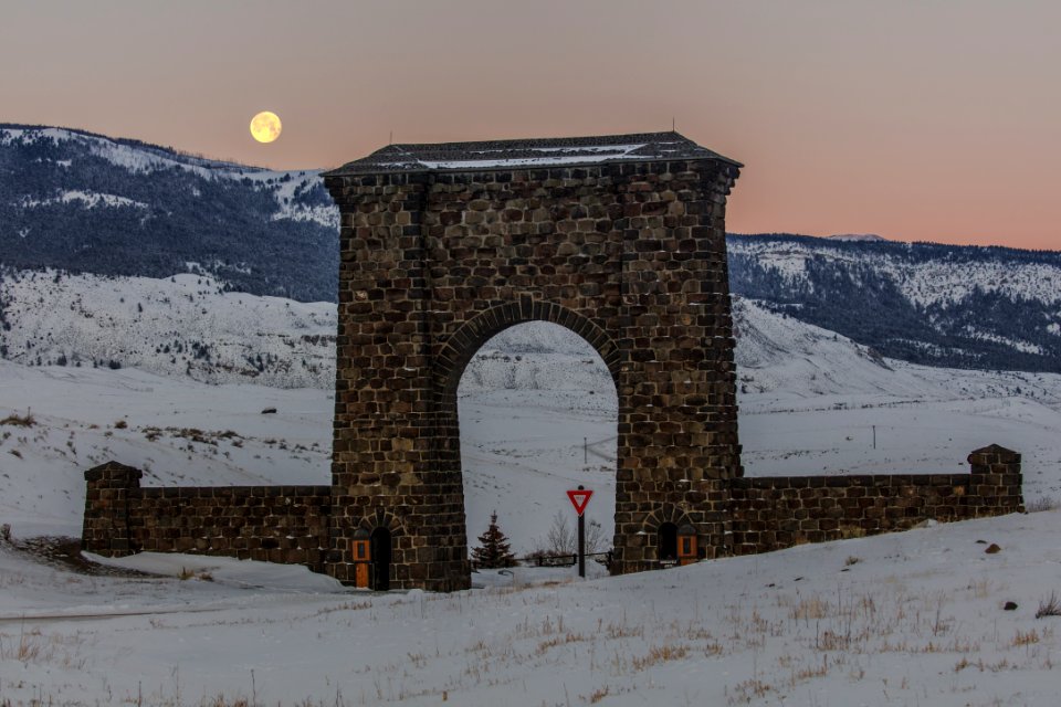 Full moon above Roosevelt Arch