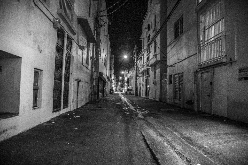 Walk city buildings