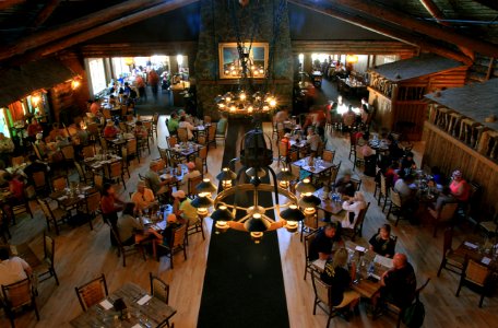 Old Faithful Inn, dining room photo