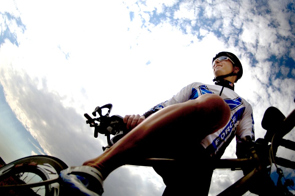 Rider helmet fitness
