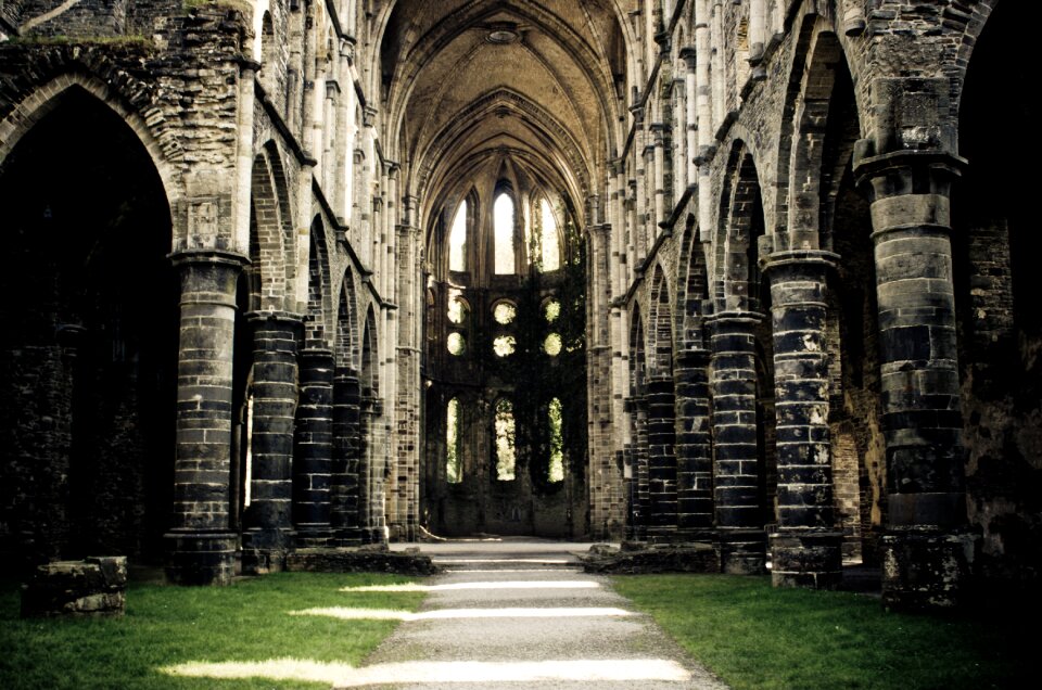 Romantic architecture atmosphere
