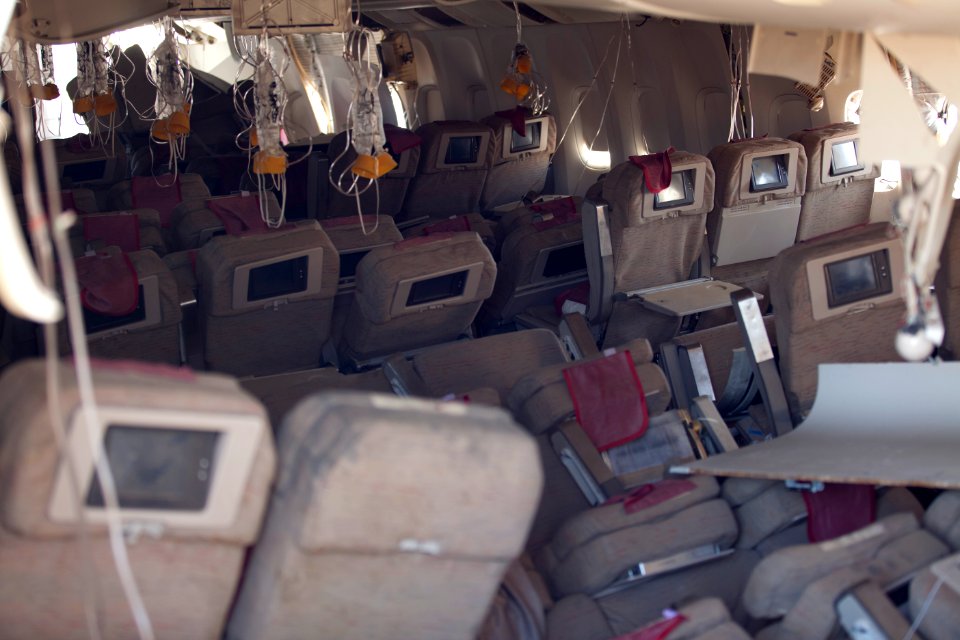 Asiana Flight 214 - interior (1)