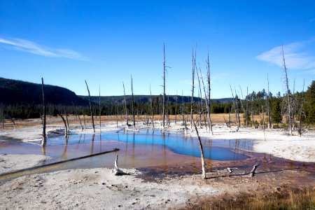 Opalescent Pool, Black Sand Basin
