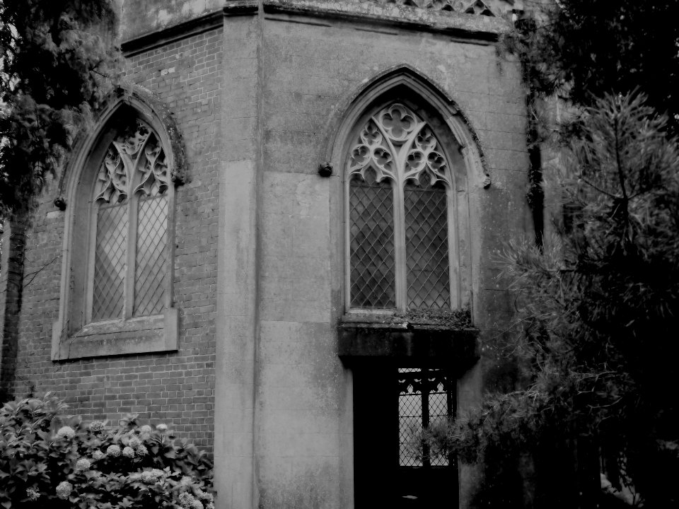 staunton library b+w