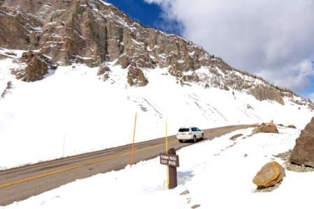 East Entrance Road conditions at Sylvan Pass photo