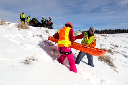 Search and rescue training: roadway rescue with oversnow vehicles photo