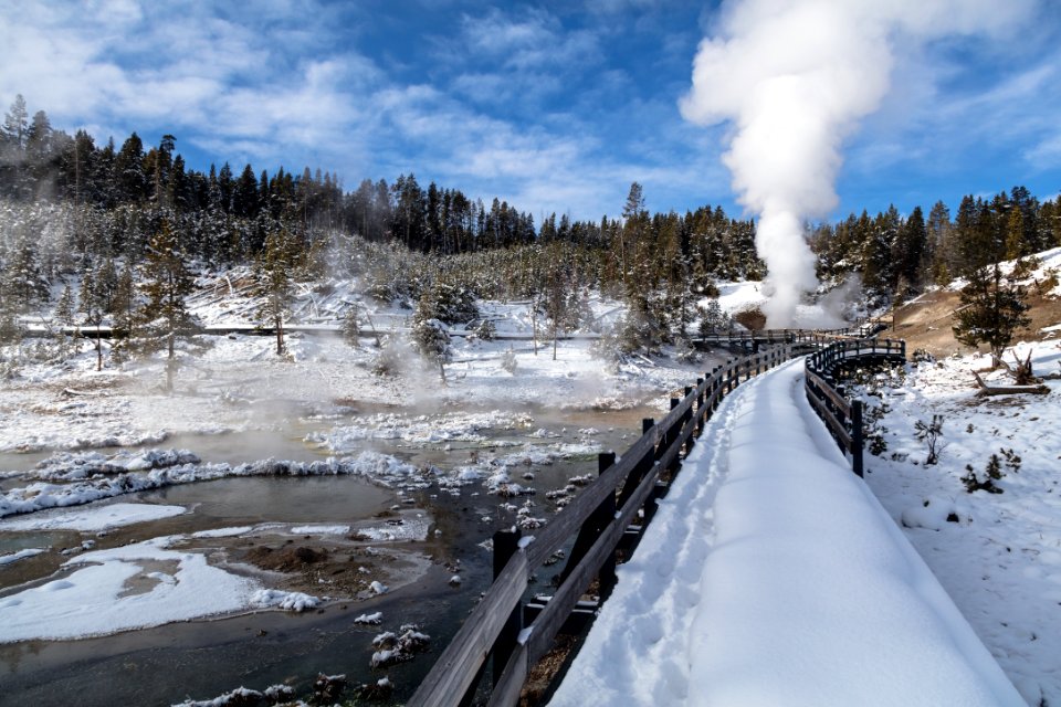 Boardwalk leading out to Dragon's Mouth Spring