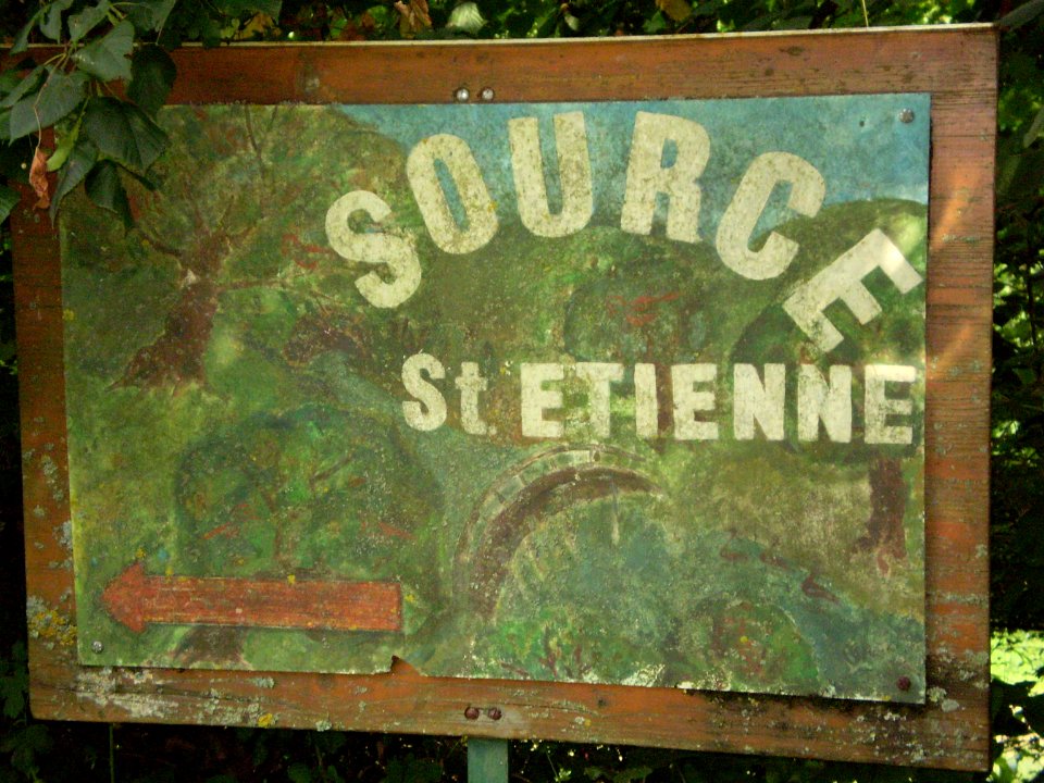 Sign "Source St. Etienne", Taizé