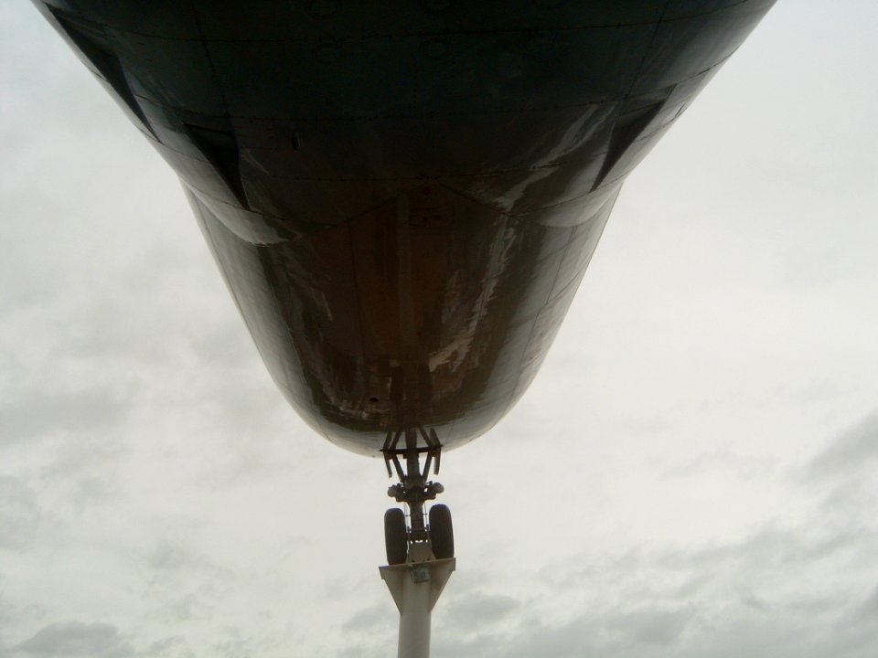 Boeing 747 von unten