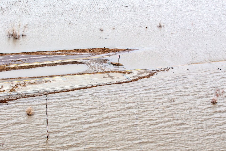 3/28/19 - Iowa 2 west of I-29