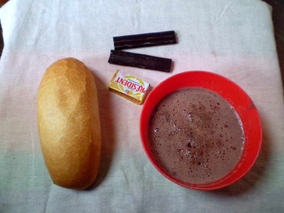 Breakfast in Taizé