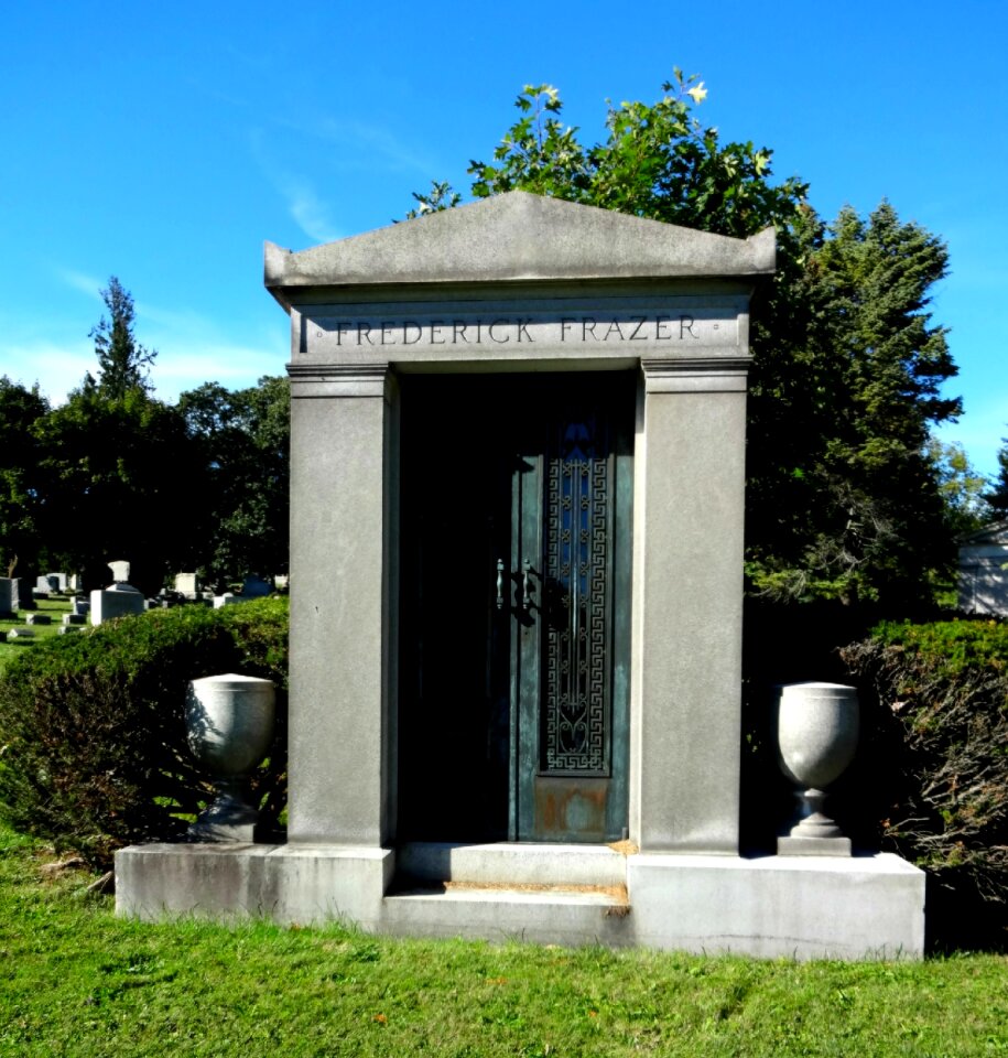 Graveyard architecture death