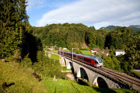 RABe 526 bei Kaltbrunn