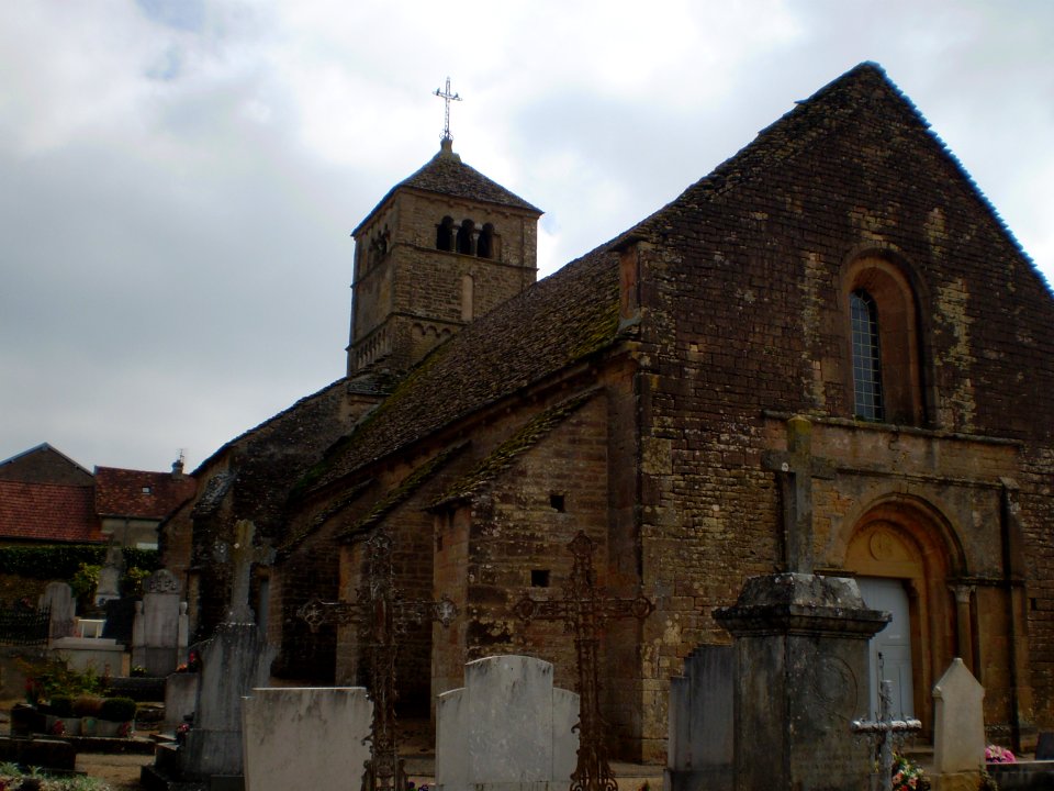 Church of Ameugny