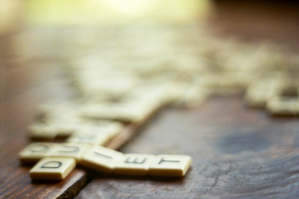 Crossword play letter