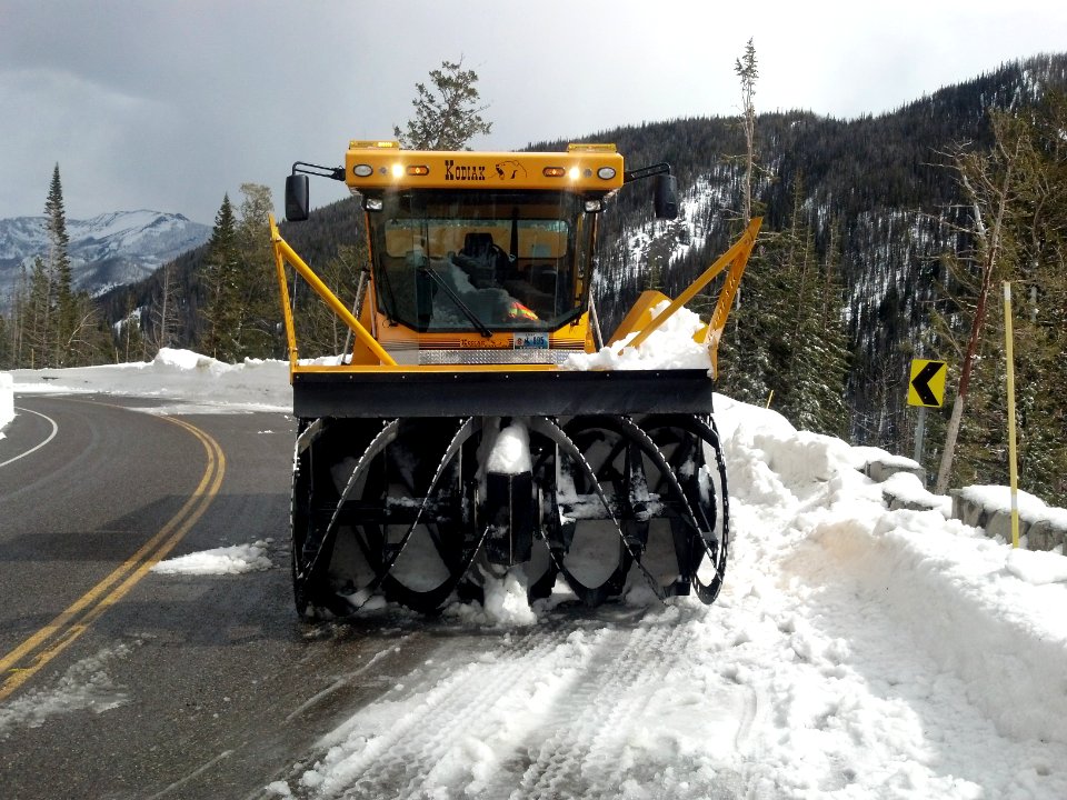 WYDOT equipment on Sylvan Pass