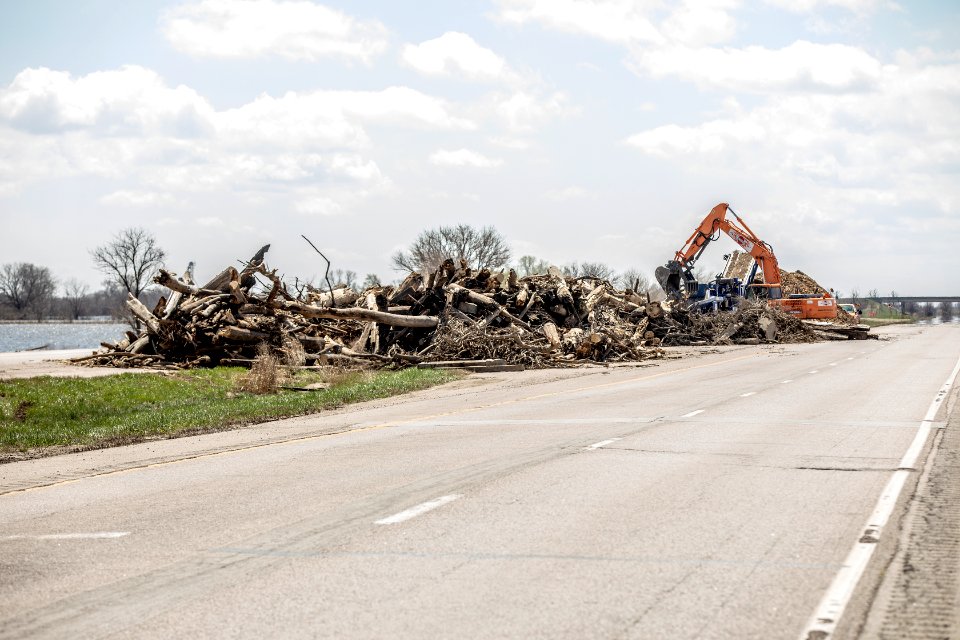 4/18/19 - I-29 between US 34 and Iowa 2