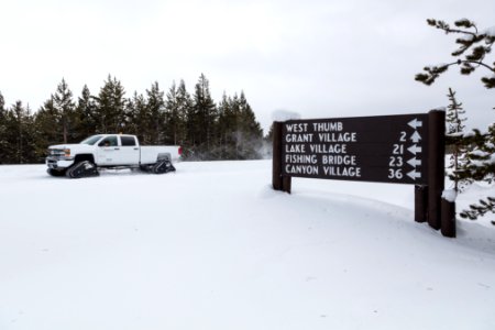 West Thumb Junction southbound sign
