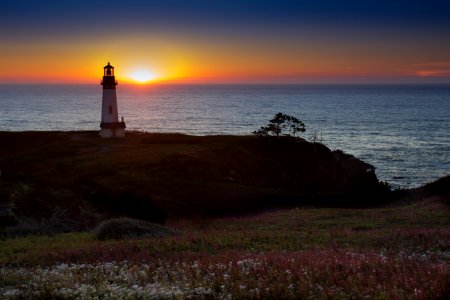 Yaquina Head Lighthouse, Newport, Oregon photo