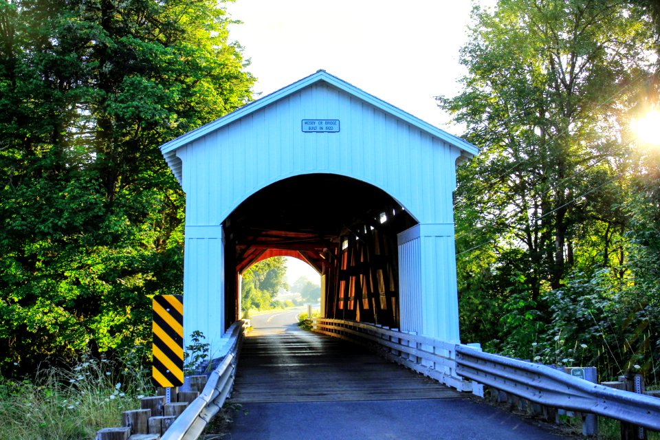 Mosby Creek Covered Bridge,Oregon - Free Stock Photos | Creazilla